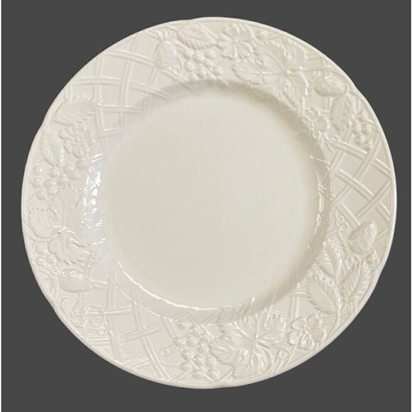 Mikasa English Countryside White 11” Stoneware Dinner Plate Set of 2 - Picture 4 of 16